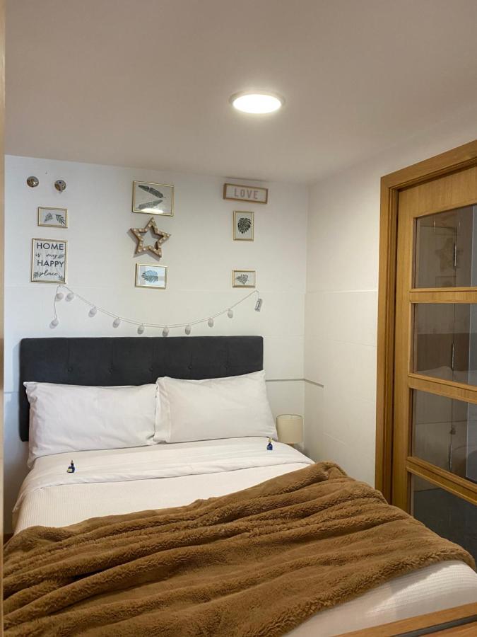 דירות ויגו Apartamento Con Piscina מראה חיצוני תמונה